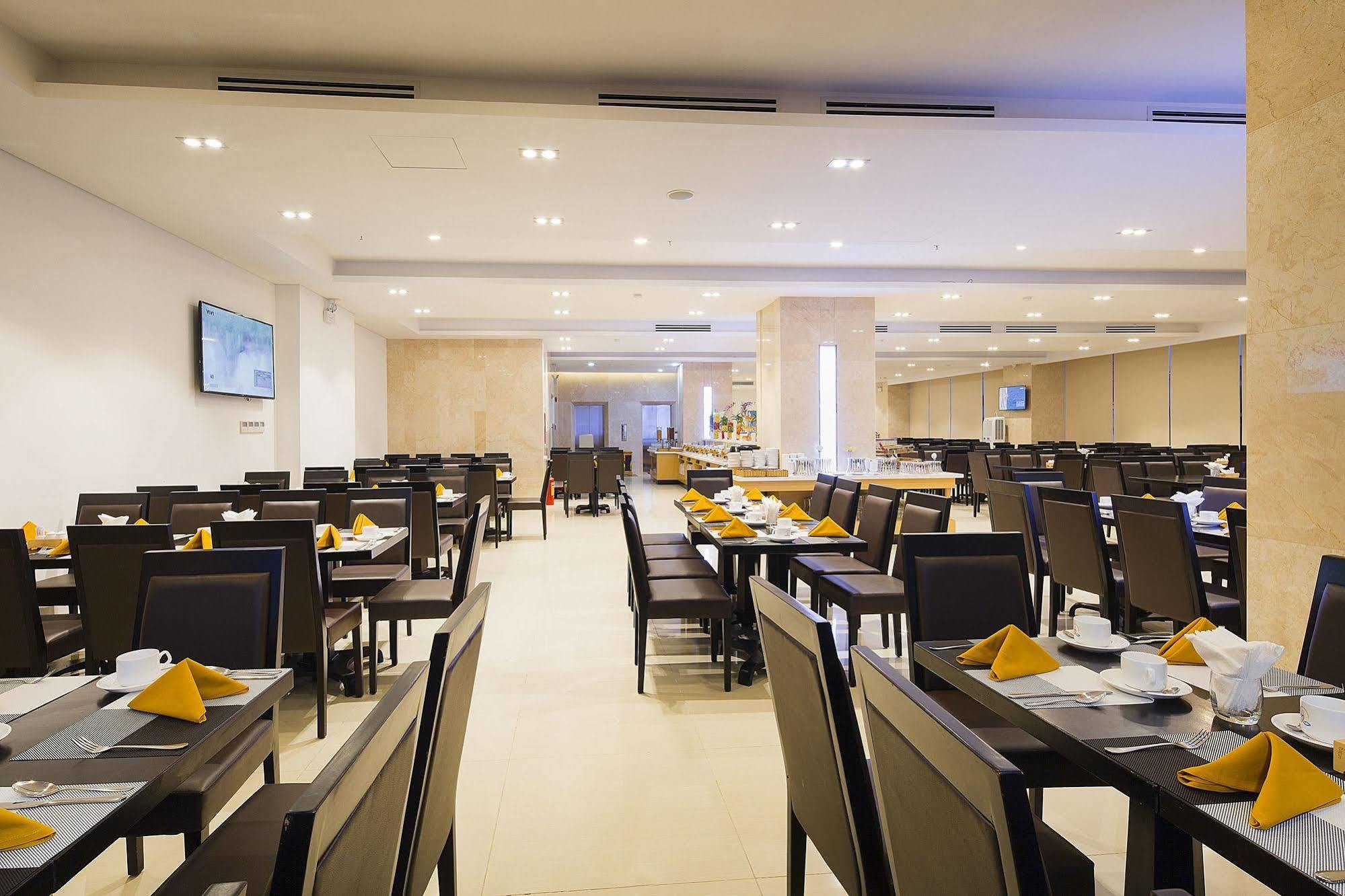 Dendro Gold Hotel Nha Trang Esterno foto