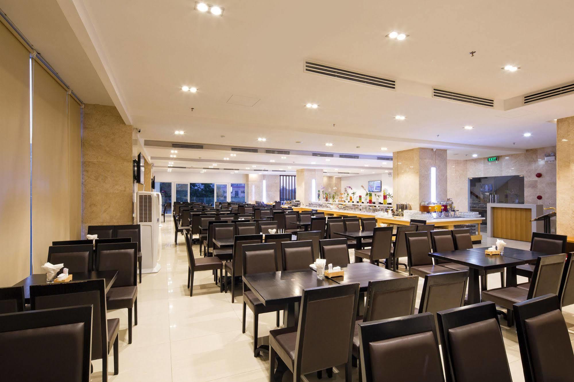 Dendro Gold Hotel Nha Trang Esterno foto